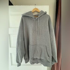 Aritzia Grey Sweatshirt Boyfriend Fit